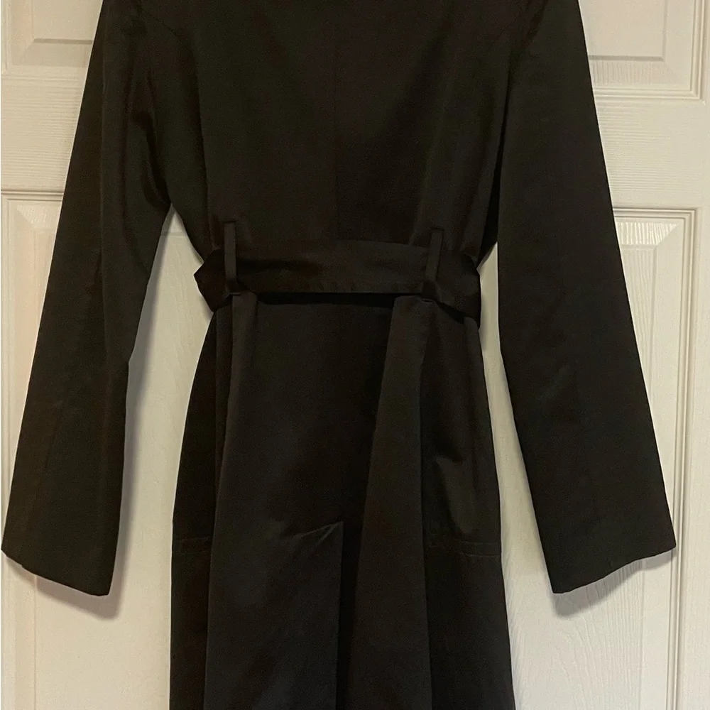 BEBE Black Belted Trench Coat Super Unique and Versatile Size Medium. - Picture 5 of 6